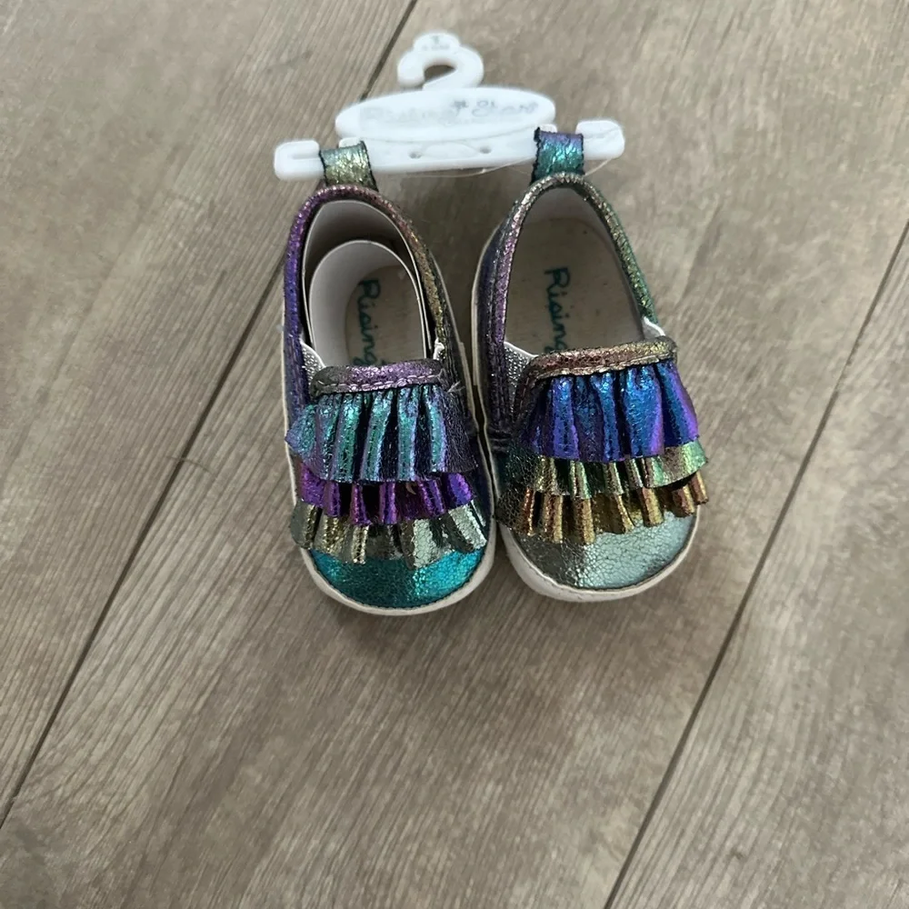 ADORABLE New Glitter rainbow peacock walker shoes baby girl 3-6m rising star